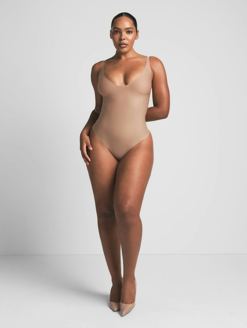 Skims Body Core Sculpt Plunge Thong Bodysuit